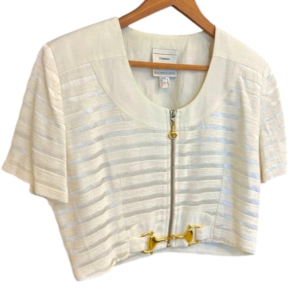Joseph Ribkoff Jackets & Blazers - Joseph Ribkoff vintage size 8 White and Gold Cropped Blazer w horse bite clasps